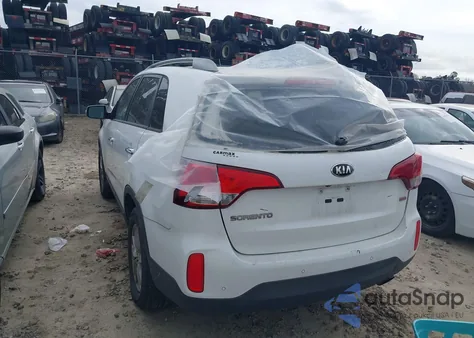 2015 Kia Sorento Lx from USA, damaged, VIN 5XYKT4A64FG650883